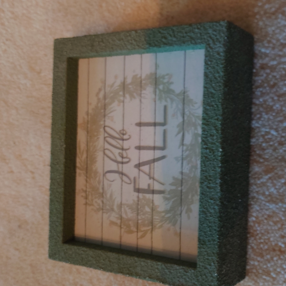 Adorable Hello fall decor - Picture 1 of 4